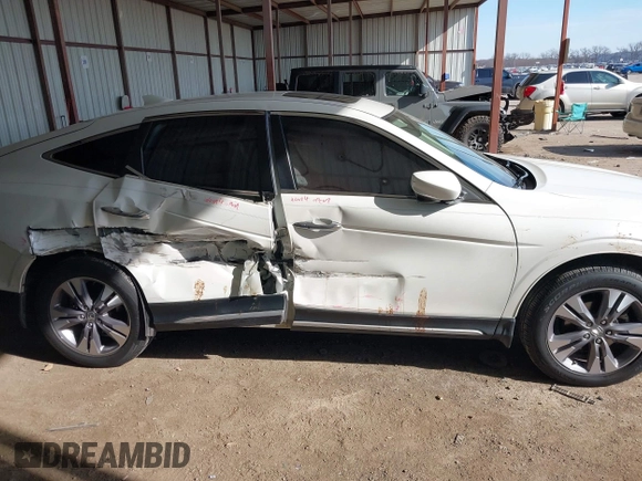 2014 Honda Crosstour EX-L with VIN 5J6TF1H52EL002561, listed as a IAAI auction lot 41287461 with 98,096 mi miles. Bid and sale history available at carsss.com. Image 13.