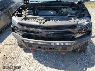 2019 Chevrolet Silverado 1500 LTZ with VIN 3GCUYGEL5KG147953, listed as a Copart auction lot 59009204 with 61,984 mi miles and Salvage Title. Bid and sale history available at carsss.com. Image 11.