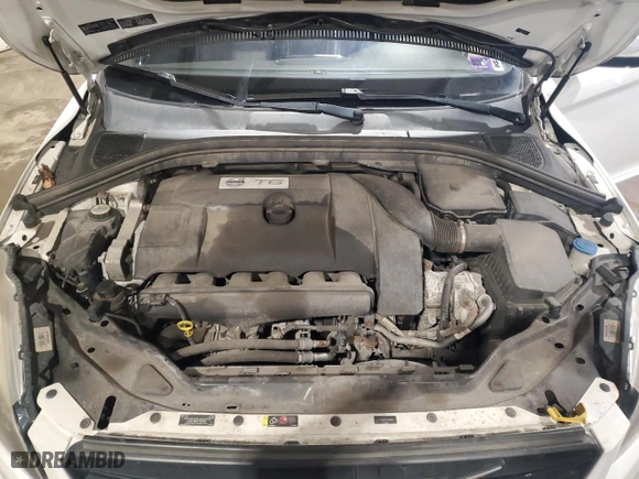2014 Volvo XC60 3.0L R-Design Premier Plus with VIN YV4902DZ8E2558585, listed as a Copart auction lot 51761575 with 164,694 mi miles and Salvage Title. Bid and sale history available at carsss.com. Image 12.