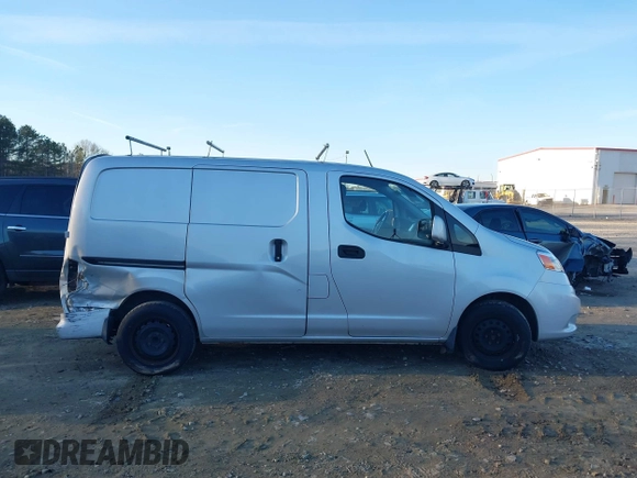 2018 Nissan NV200 S with VIN 3N6CM0KN1JK692559, listed as a IAAI auction lot 41339957 with 127,124 mi miles and . Bid and sale history available at DreamBid. Image 13.
