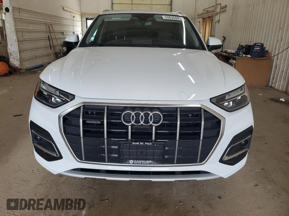 2021 Audi Q5 Premium Plus with VIN WA1BAAFY2M2085632, listed as a Copart auction lot 59836805 with 22,059 mi miles and Salvage title. Bid and sale history available at DreamBid. Image 5.