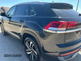 2021 Volkswagen Atlas SE with VIN 1V2WE2CA9MC200518, listed as a Copart auction lot 83644714 with 55,470 mi miles and Clean title. Bid and sale history available at DreamBid. Image 3.