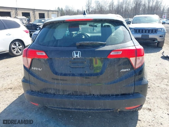 2018 Honda HR-V LX with VIN 3CZRU6H31JM731249, listed as a IAAI auction lot 41801350 with 63,868 mi miles. Bid and sale history available at carsss.com. Image 17.