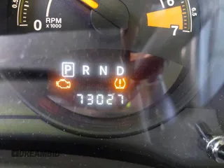 2014 Jeep Patriot High Altitude z VIN 1C4NJPFAXED854361, wystawiony jako IAAI lot #41835367 z przebiegiem 73 027 mil mil oraz . Historia ofert i sprzedaży dostępna na DreamBid. Obrazek 15.