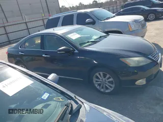 2010 Lexus ES 330 z VIN JTHBK1EGXA2349928, wystawiony jako IAAI lot #41678276 z przebiegiem 222 535 mil mil oraz . Historia ofert i sprzedaży dostępna na DreamBid. Obrazek 13.