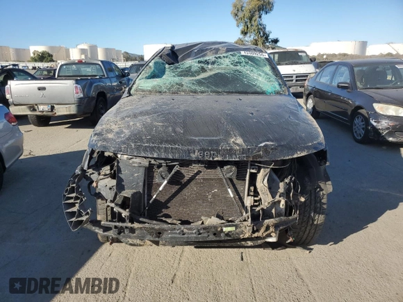 2018 Jeep Grand Cherokee Altitude with VIN 1C4RJEAG4JC480797, listed as a Copart auction lot 42009255 with Not provided miles and Salvage title. Bid and sale history available at DreamBid. Image 5.