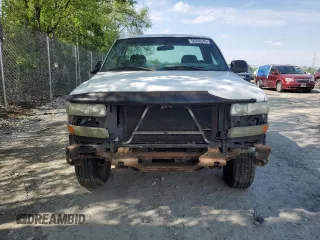 2002 Chevrolet Silverado 1500 LS with VIN 1GCEK14V32Z282564, listed as a Copart auction lot 56330345 with 125,834 mi miles and Clean Title. Bid and sale history available at DreamBid. Image 5.