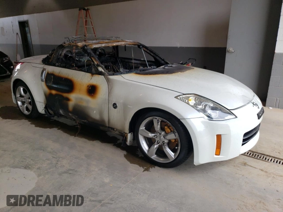 2008 Nissan 350Z Enthusiast with VIN JN1BZ36A18M850792, listed as a Copart auction lot 57545724 with Not Provided miles and Salvage Title. Bid and sale history available at DreamBid. Image 4.
