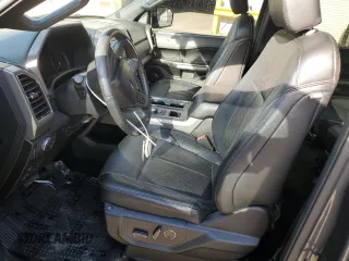 2018 Ford Expedition XLT with VIN 1FMJU1HT1JEA26958, listed as a Copart auction lot 52913995 with 77,790 mi miles and Salvage title. Bid and sale history available at DreamBid. Image 7.