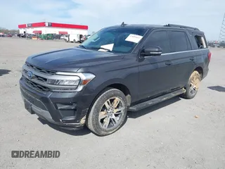 2024 Ford Expedition XLT with VIN 1FMJU1H82REA73438, listed as a IAAI auction lot 41806868 with Not provided miles and . Bid and sale history available at DreamBid. Image 2.