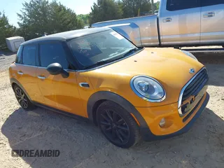 2016 MINI Hardtop 4 Door with VIN WMWXU1C58G2D08712, listed as a IAAI auction lot 42038278 with 96,874 mi miles and . Bid and sale history available at DreamBid. Image 13.