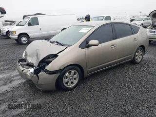 2005 Toyota Prius with VIN JTDKB20U253064323, listed as a IAAI auction lot 41798110 with 207,734 mi miles. Bid and sale history available at carsss.com. Image 17.