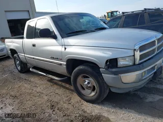 2001 Dodge Ram 1500 with VIN 1B7HC13Y91J522414, listed as a IAAI auction lot 41696596 with 255,837 mi miles. Bid and sale history available at carsss.com. Image 1.