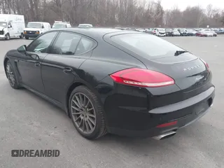 2016 Porsche Panamera 4 z VIN WP0AA2A72GL005752, wystawiony jako IAAI lot #41869840 z przebiegiem 114 719 mil mil oraz . Historia ofert i sprzedaży dostępna na DreamBid. Obrazek 3.