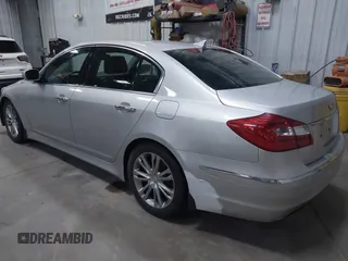 2013 Hyundai Genesis 3.8L z VIN KMHGC4DD4DU217488, wystawiony jako IAAI lot #41021234 z przebiegiem 204 960 mil mil oraz . Historia ofert i sprzedaży dostępna na DreamBid. Obrazek 3.