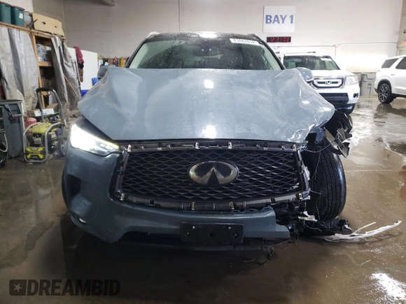 2022 Infiniti QX50 Luxe z VIN 3PCAJ5BB1NF113221, wystawiony jako Copart lot #83482814 z przebiegiem 29 274 mil mil oraz Szkoda całkowita • Salvage title. Historia ofert i sprzedaży dostępna na DreamBid. Obrazek 5.