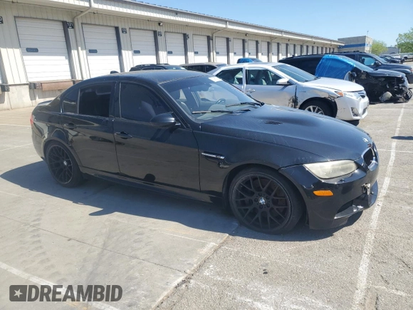 2011 BMW M3 z VIN WBSPM9C50BE202463, wystawiony jako Copart lot #53967095 z przebiegiem 128 460 mil mil oraz Tytuł czysty. Historia ofert i sprzedaży dostępna na DreamBid. Obrazek 4.