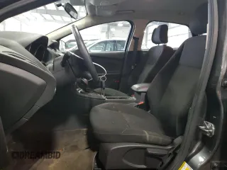 2018 Ford Focus SE z VIN 1FADP3FE4JL289830, wystawiony jako Copart lot #53350265 z przebiegiem 72 963 mil mil oraz Szkoda całkowita • Salvage title. Historia ofert i sprzedaży dostępna na DreamBid. Obrazek 7.