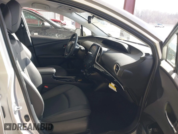2022 Toyota Prius LE with VIN JTDKAMFP1N3206421, listed as a IAAI auction lot 41387968 with 41,700 mi miles and . Bid and sale history available at DreamBid. Image 5.