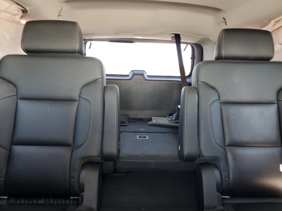 2019 GMC Yukon SLT Standard Edition with VIN 1GKS2DKC3KR134022, listed as a Copart auction lot 83202344 with 201,621 mi miles and Salvage Title. Bid and sale history available at carsss.com. Image 10.