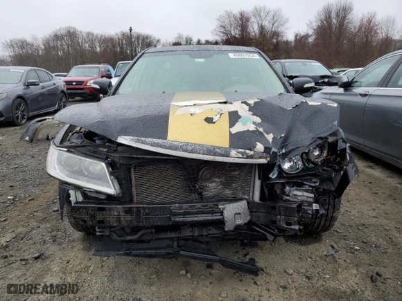 2011 Hyundai Azera Limited with VIN KMHFC4DF7BA532412, listed as a Copart auction lot 49897054 with 228,818 mi miles and Non Repairable. Bid and sale history available at carsss.com. Image 5.