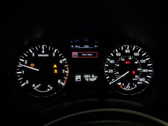2013 Nissan Pathfinder SV with VIN 5N1AR2MM0DC660235, listed as a Copart auction lot 44517695 with 136,516 mi miles and Salvage Title. Bid and sale history available at carsss.com. Image 9.