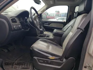 2007 Chevrolet Suburban LTZ with VIN 3GNFK16307G262965, listed as a Copart auction lot 71506044 with 249,301 mi miles and Clean Title. Bid and sale history available at carsss.com. Image 7.