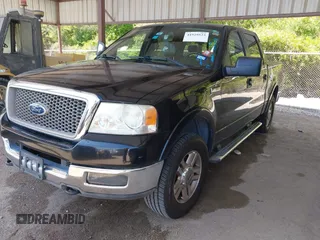 2005 Ford F-150 XLT with VIN 1FTPW14555KB44390, listed as a IAAI auction lot 41929523 with 286,416 mi miles. Bid and sale history available at carsss.com. Image 2.
