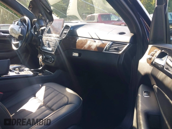 2016 Mercedes-Benz GLE 350 with VIN 4JGDA5HB4GA797564, listed as a IAAI auction lot 42551179 with 94,413 mi miles and . Bid and sale history available at DreamBid. Image 5.