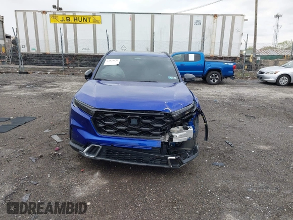 2025 Honda CR-V Sport Touring with VIN 2HKRS6H99SH807839, listed as a IAAI auction lot 42029547 with 5,979 mi miles and . Bid and sale history available at DreamBid. Image 13.