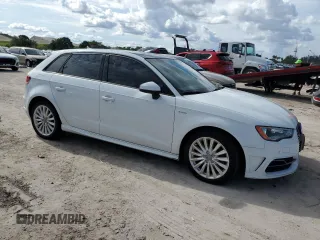 2016 Audi A3 e-tron Premium z VIN WAUUPBFF7GA152525, wystawiony jako Copart lot #86427144 z przebiegiem 123 543 mil mil oraz Czysty tytuł • Clean title. Historia ofert i sprzedaży dostępna na DreamBid. Obrazek 4.