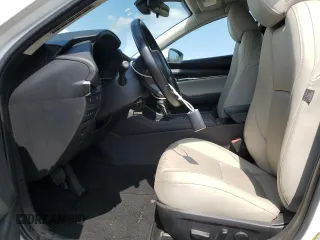 2021 Mazda 3 Preferred with VIN JM1BPBCL3M1340622, listed as a Copart auction lot 68418964 with 41,524 mi miles and Salvage Title. Bid and sale history available at DreamBid. Image 7.