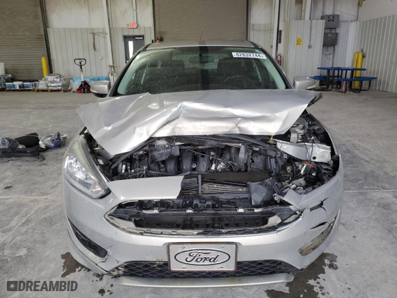 2015 Ford Focus SE with VIN 1FADP3K20FL347175, listed as a Copart auction lot 82832744 with 138,212 mi miles and Salvage Title. Bid and sale history available at carsss.com. Image 5.