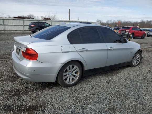 2007 BMW 3 Series 328xi with VIN WBAVC93587KX55997, listed as a Copart auction lot 48160595 with 318,852 mi miles and Salvage Title. Bid and sale history available at carsss.com. Image 3.