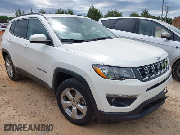 2018 Jeep Compass Latitude with VIN 3C4NJCBB6JT286573, listed as a IAAI auction lot 42302783 with 30,124 mi miles and . Bid and sale history available at DreamBid. Image 1.