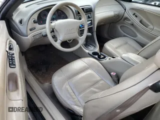 2000 Ford Mustang with VIN 1FAFP4448YF202531, listed as a Copart auction lot 43349785 with 99,444 mi miles and Salvage Title. Bid and sale history available at carsss.com. Image 8.