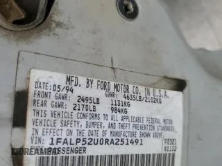 1994 Ford Taurus GL z VIN 1FALP52U0RA251491, wystawiony jako Copart lot #71640224 z przebiegiem Nie podano mil oraz Szkoda całkowita • Salvage title. Historia ofert i sprzedaży dostępna na DreamBid. Obrazek 12.