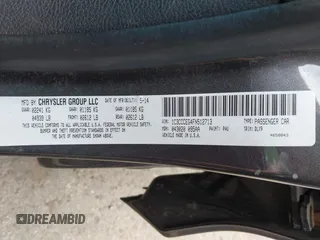 2015 Chrysler 200 C z VIN 1C3CCCEG4FN512713, wystawiony jako IAAI lot #42285227 z przebiegiem 109 379 mil mil oraz . Historia ofert i sprzedaży dostępna na DreamBid. Obrazek 9.
