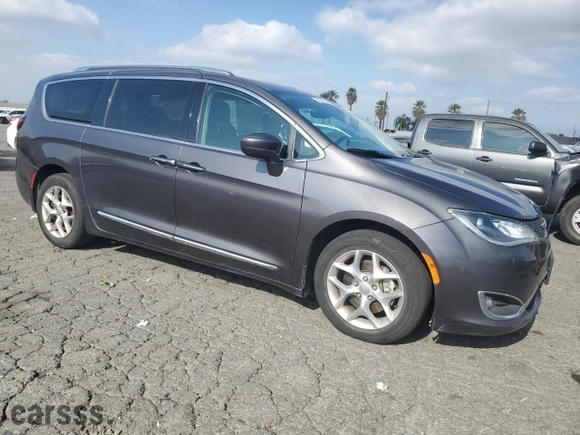 2019 Chrysler Pacifica Touring L Plus with VIN 2C4RC1EG1KR570527, listed as a Copart auction lot 42847485 with 174,820 mi miles and Clean Title. Bid and sale history available at carsss.com. Image 4.