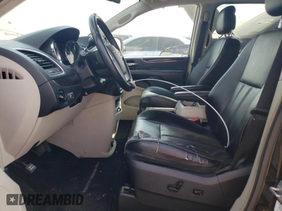 2014 Chrysler Town & Country Touring with VIN 2C4RC1BG2ER440037, listed as a Copart auction lot 69394284 with 125,978 mi miles and Salvage Title. Bid and sale history available at DreamBid. Image 7.