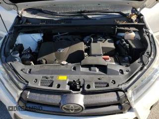 2018 Toyota Highlander Limited with VIN 5TDYZRFH3JS237171, listed as a Copart auction lot 50237545 with 107,256 mi miles and Salvage title. Bid and sale history available at DreamBid. Image 12.