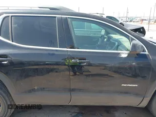 2017 GMC Acadia SLT with VIN 1GKKNMLS2HZ213977, listed as a IAAI auction lot 41894260 with 132,542 mi miles. Bid and sale history available at carsss.com. Image 14.