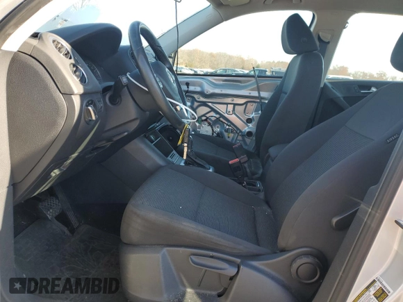 2013 Volkswagen Tiguan S z VIN WVGBV3AX6DW611477, wystawiony jako Copart lot #82567264 z przebiegiem 139 210 mil mil oraz Szkoda całkowita • Salvage title. Historia ofert i sprzedaży dostępna na DreamBid. Obrazek 7.