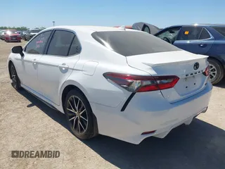 2023 Toyota Camry SE with VIN 4T1G11AK5PU757783, listed as a IAAI auction lot 41945780 with 47,883 mi miles and . Bid and sale history available at DreamBid. Image 3.