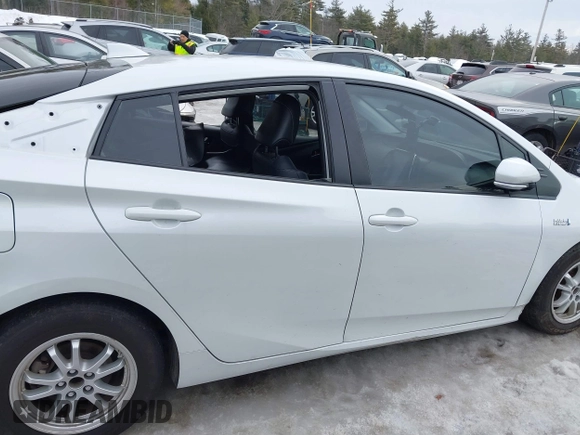 2021 Toyota Prius LE with VIN JTDKAMFP5M3181120, listed as a IAAI auction lot 41623588 with 83,809 mi miles and . Bid and sale history available at DreamBid. Image 13.