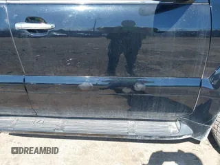 2008 Lexus GX 470 with VIN JTJBT20X780161575, listed as a IAAI auction lot 41879374 with 186,099 mi miles and . Bid and sale history available at carsss.com. Image 6.