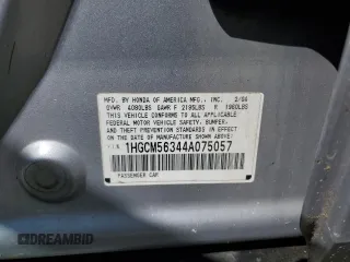 2004 Honda Accord LX z VIN 1HGCM56344A075057, wystawiony jako Copart lot #58235565 z przebiegiem 224 765 mil mil oraz Szkoda całkowita • Salvage title. Historia ofert i sprzedaży dostępna na DreamBid. Obrazek 12.