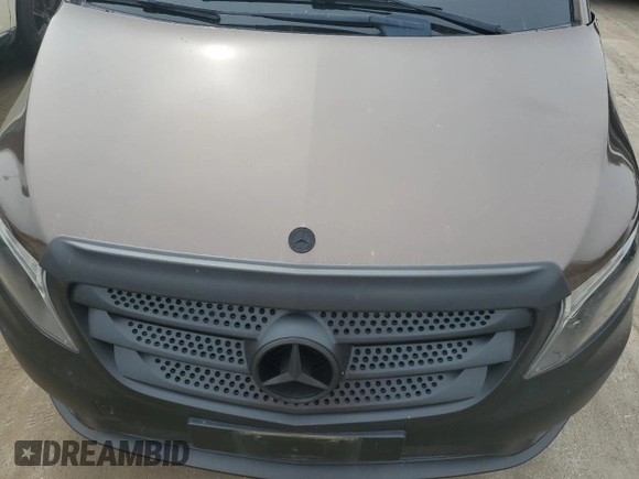2017 Mercedes-Benz Metris Passenger z VIN WD4PG2EE8H3322704, wystawiony jako Copart lot #71613624 z przebiegiem 40 429 mil mil oraz Szkoda całkowita • Salvage title. Historia ofert i sprzedaży dostępna na DreamBid. Obrazek 12.