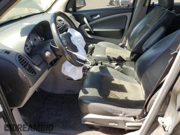2006 Saturn VUE z VIN 5GZCZ534X6S884118, wystawiony jako Copart lot #49435375 z przebiegiem 271 700 mil mil oraz Szkody całkowita. Historia ofert i sprzedaży dostępna na DreamBid. Obrazek 7.