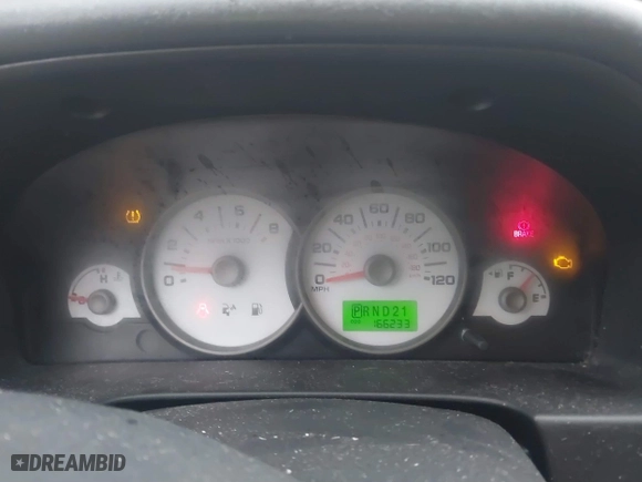 2007 Ford Escape XLT with VIN 1FMYU03177KB90563, listed as a IAAI auction lot 41566335 with 166,233 mi miles. Bid and sale history available at carsss.com. Image 7.